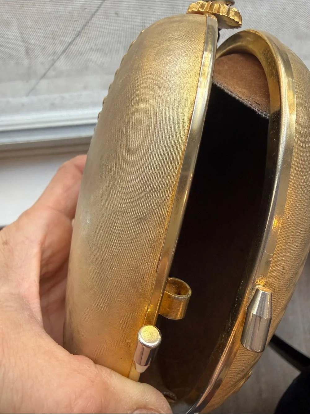 Vintage Gold Embossed Oval Clutch - Elegant Women's Evening Bag